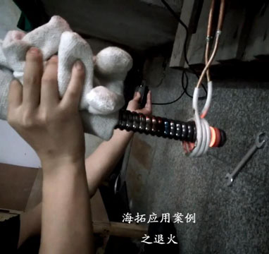 高频加热机对螺纹钢大香蕉手机在线视频加热退火试样打样视频