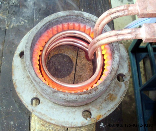 中频淬火炉-抗压强度≥85HSD的淬硬层(图2)