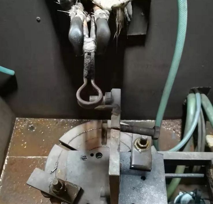 拨杆高频淬火案例(图3)