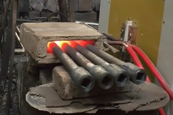 超音频大香蕉手机在线视频加热设备 管棒端头大香蕉手机在线视频加热机