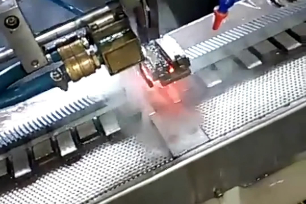 齿条久久大香蕉久久 中高频淬火机床