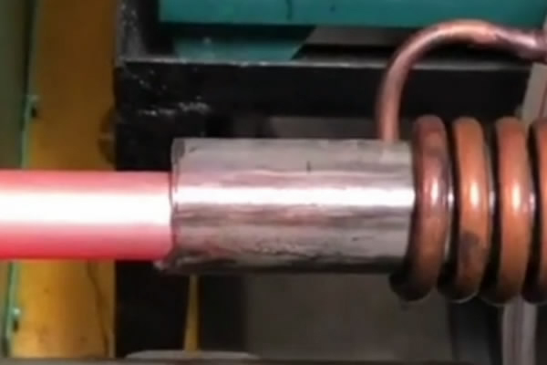 直径28mm铜棒温镦 超音频大香蕉手机在线视频加热设备