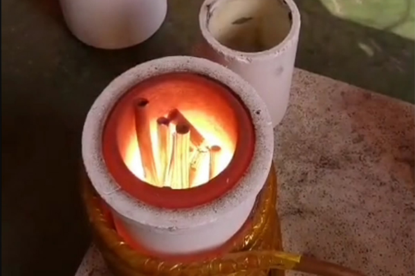 可以非标定制的贵重金属熔炼炉厂哪家好(图2)