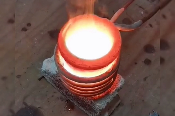 可以非标定制的贵重金属熔炼炉厂哪家好(图3)