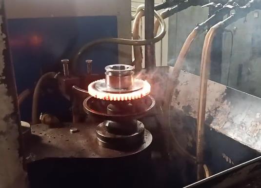 高频齿轮淬火 高频大香蕉手机在线视频加热设备生产厂家实拍