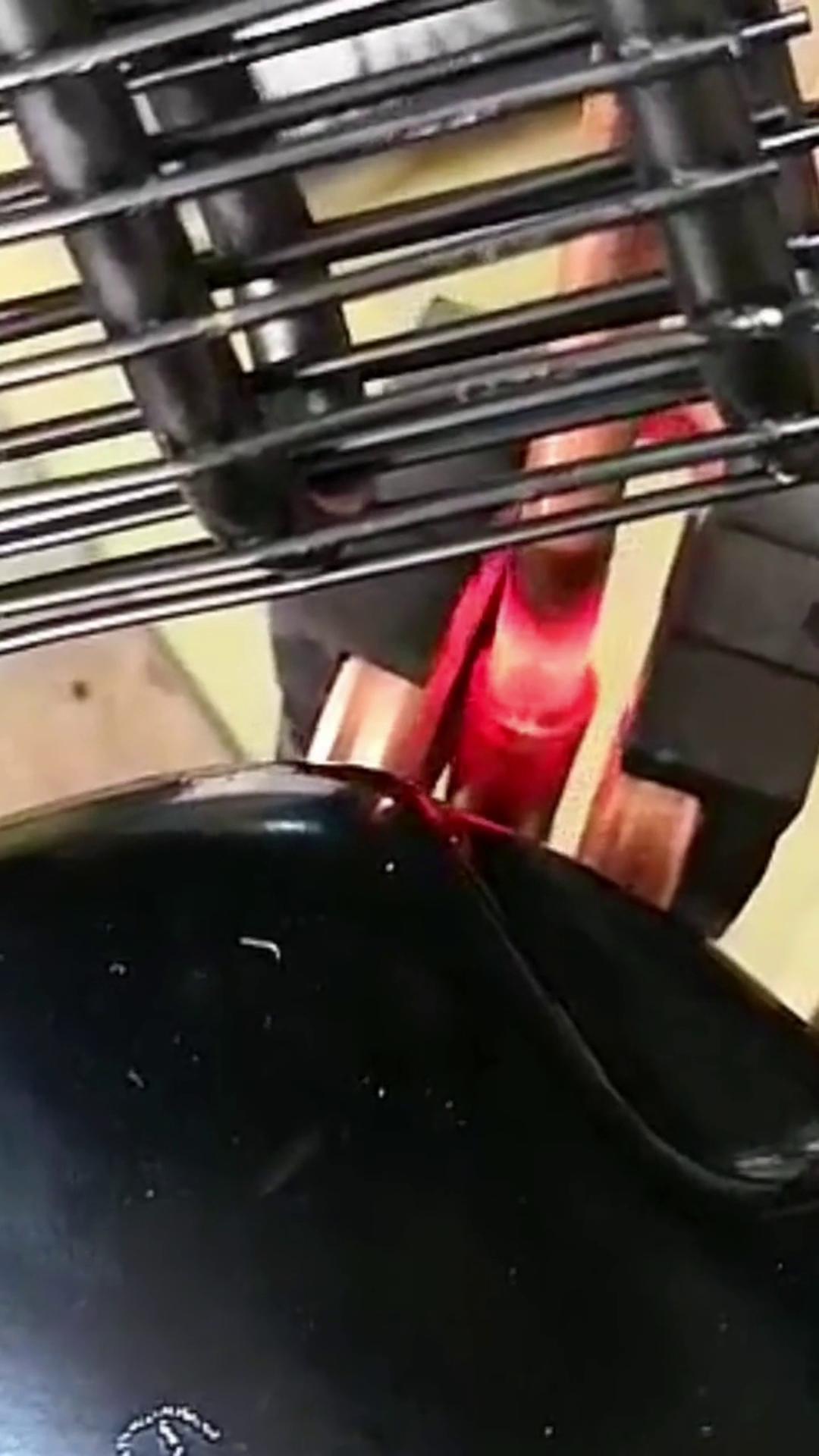 手持式高频焊机压缩机铜管焊接，你觉得是焊接师傅厉害，还是焊接设备厉害？