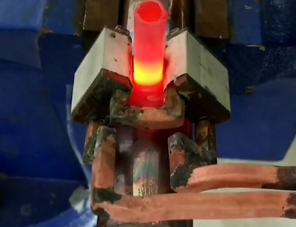 冰箱空调散热器铜管弯头焊接，用手持式高频焊机