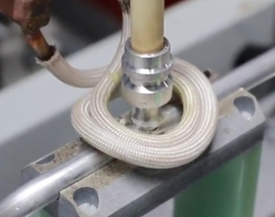 铝管铝件的焊接，高频焊机可以焊低温的M51配合M51-F焊丝(图1)