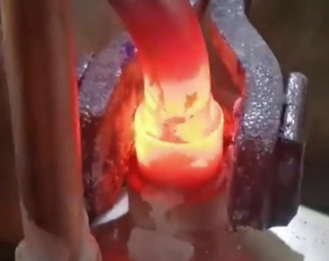 高频铜料焊接技术高效加热、焊接质量高、操作简便以及节能环保