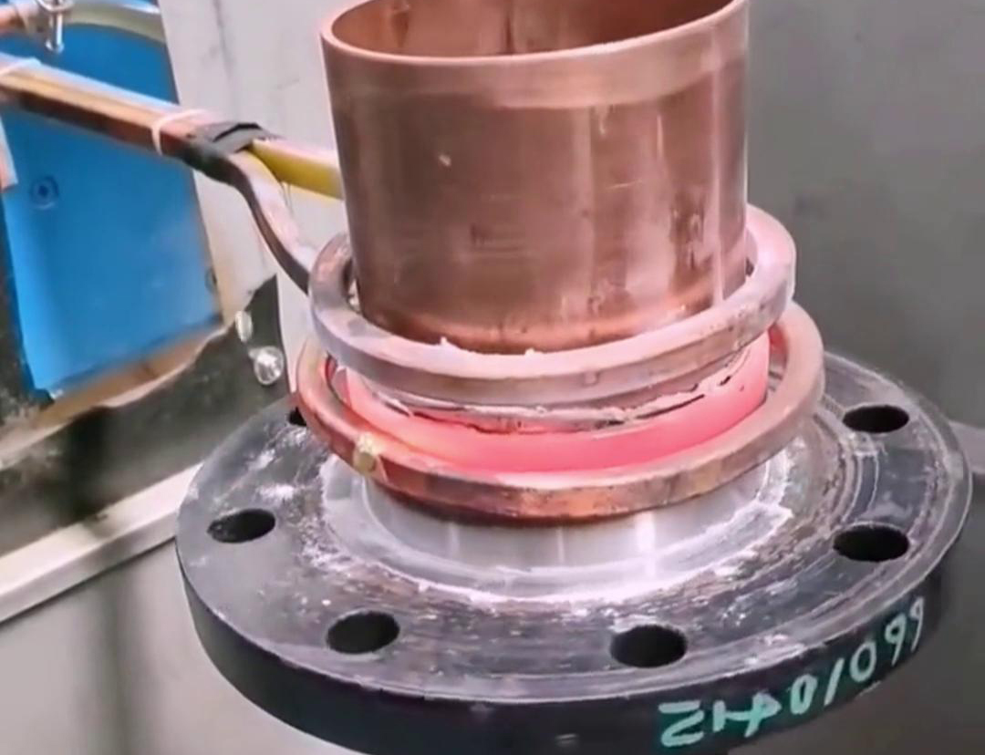 高频焊接技术广泛应用于各种领域，如金刚石圆锯片、硬质合金刀具、变压器铜线、电机铜线铜排、汽车管件等的焊接