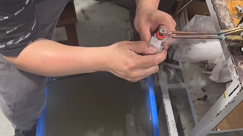 超高频自动化久久大香蕉久久以其节能、环保和广泛适用性等特点