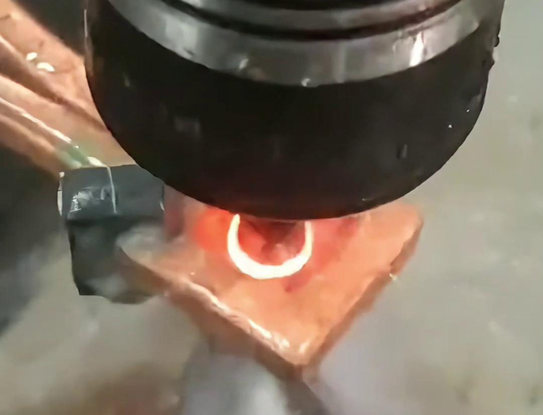 高频久久大香蕉久久为齿轮、轴类零件提供淬火热处理