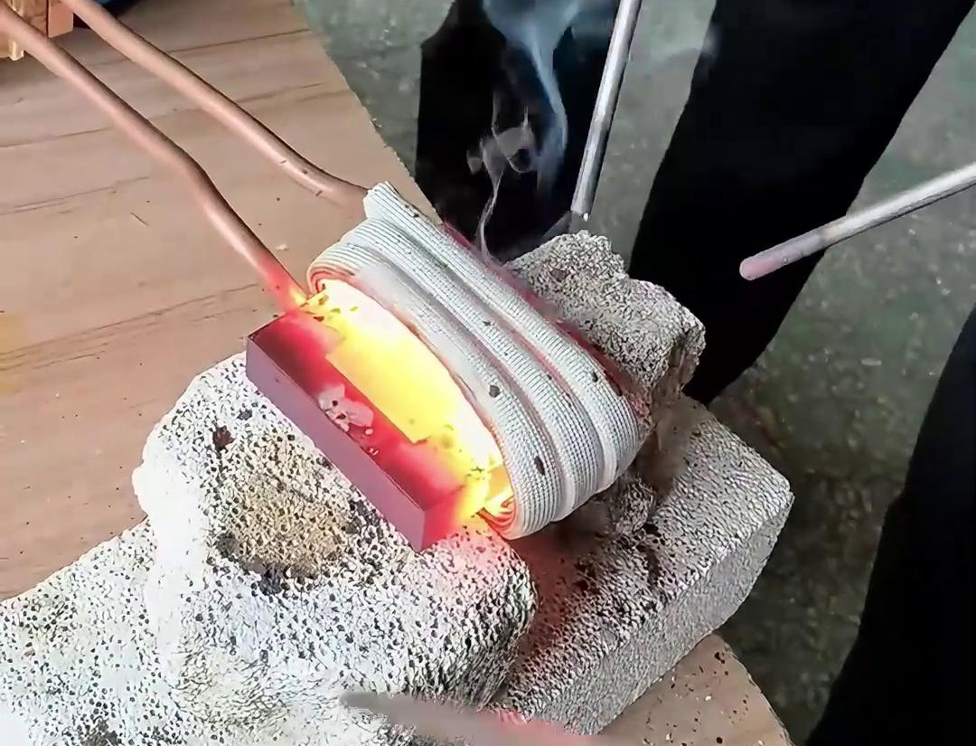 高频焊机可以适用于各种金属材料的焊接，包括钨钢合金等难焊材料