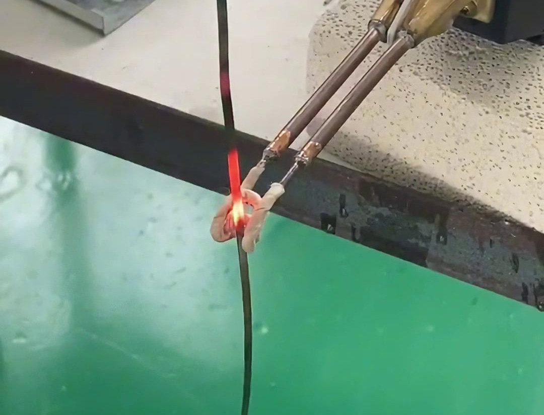 高频在线退火技术是一种高效、精准的热处理工艺(图2)