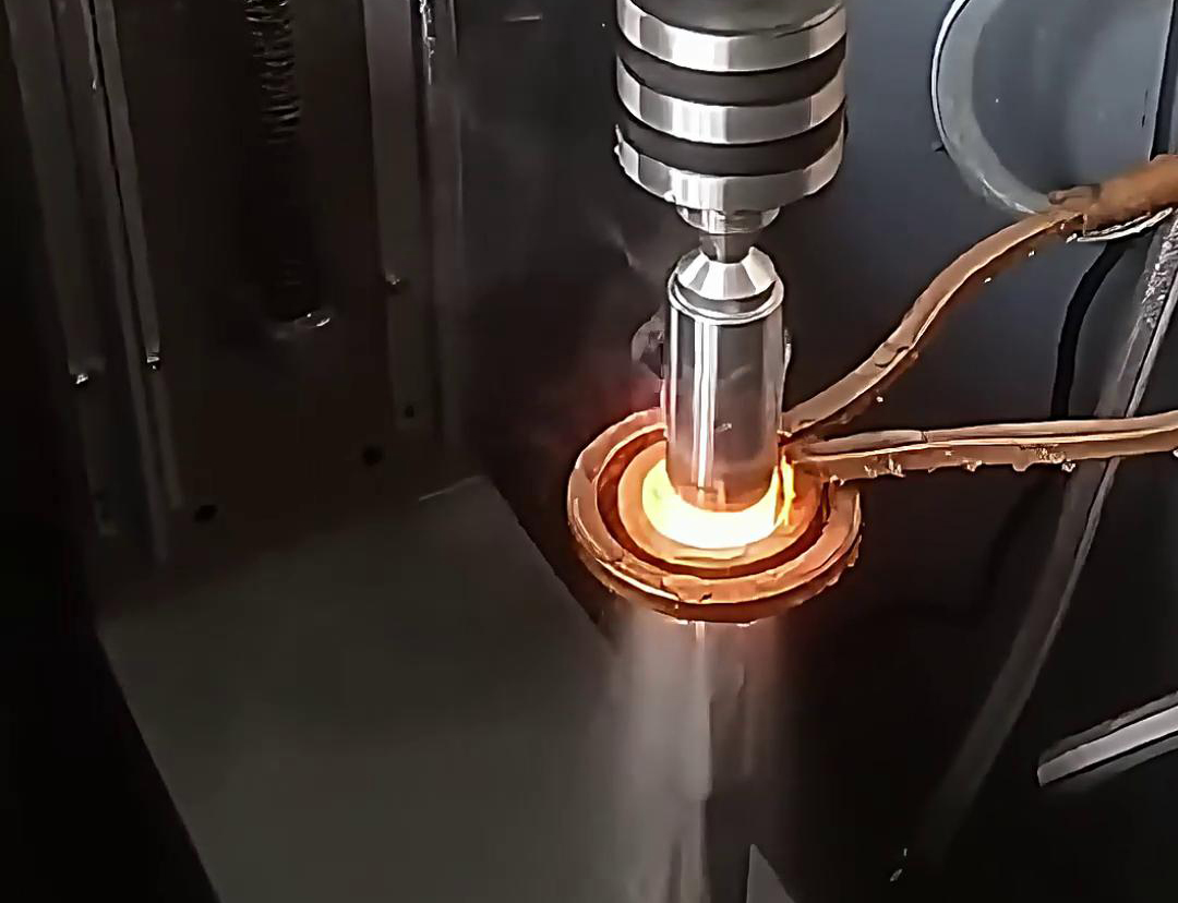 在定制高频淬火机床之前，首先需要明确具体的定制需求