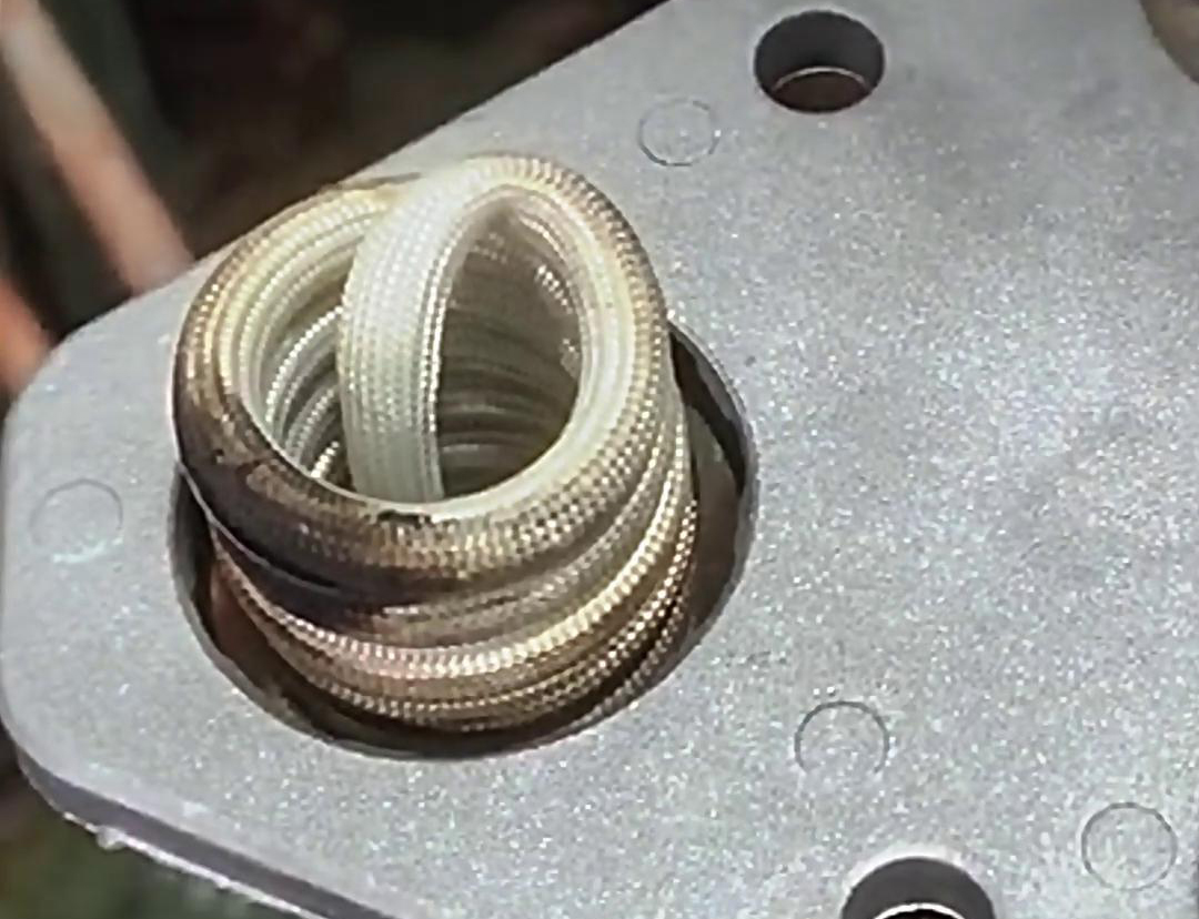 高频加热机结合定制大香蕉手机在线视频加热线圈在铝板内孔加热热装配方面展现出了显著的优势