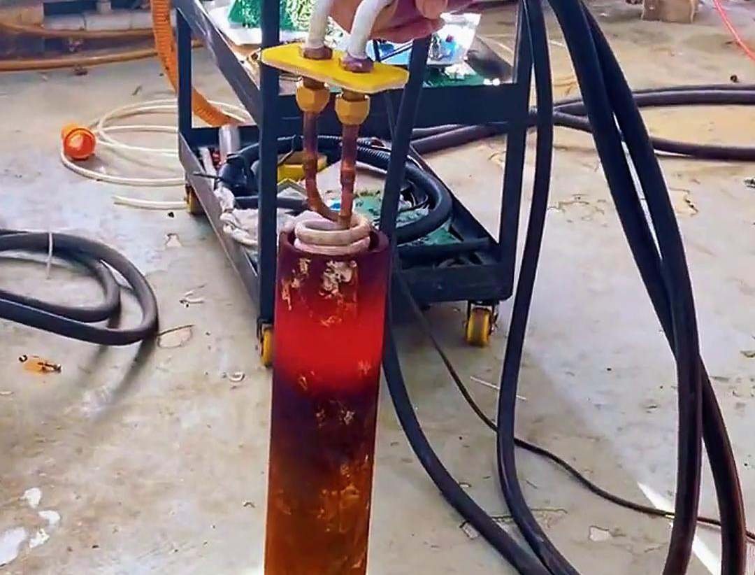 手持式高频内孔加热器：内孔与管件加热的新选择