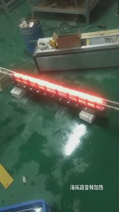 超音频大香蕉手机在线视频加热设备对1.2米长合金加热试样