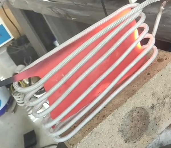 高频大香蕉手机在线视频加热机 五金工件久久大香蕉久久