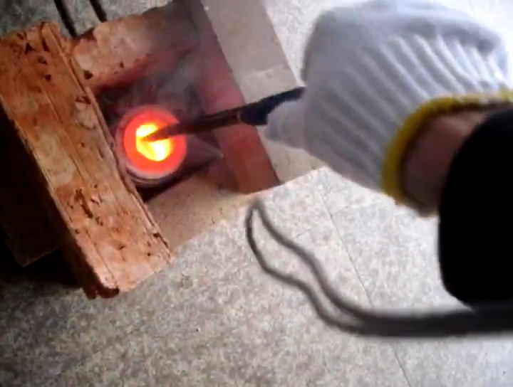 怎样计算高频熔炼炉的散量物质