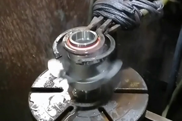 用户使用淬火机床时,有什么样的要求?(图1)