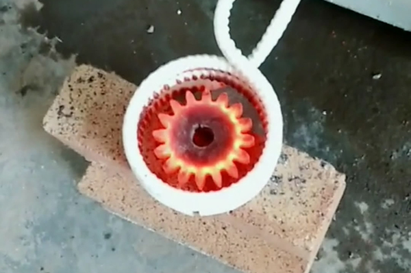 中频久久大香蕉久久 链轮齿轮淬火机