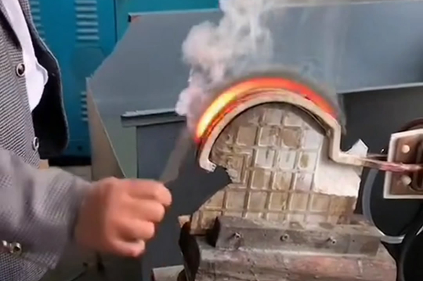 超高频久久大香蕉久久 镰刀淬火