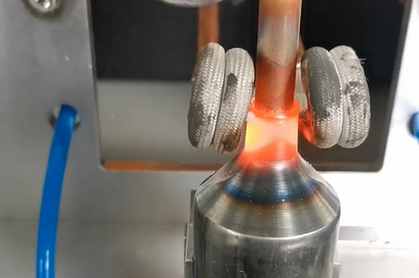 开口式大香蕉手机在线视频加热电源的功率容量和电流频率的选择