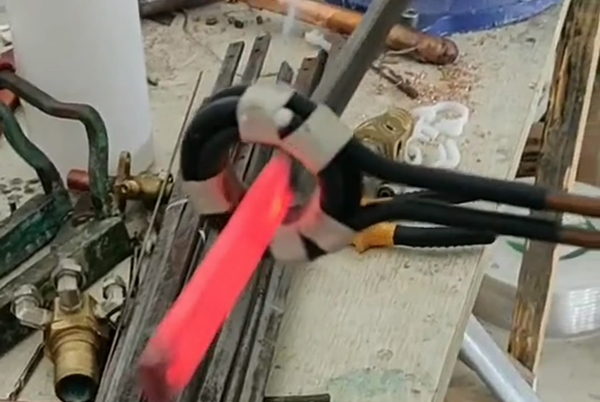 定期铜管退火设备维护保养(图1)