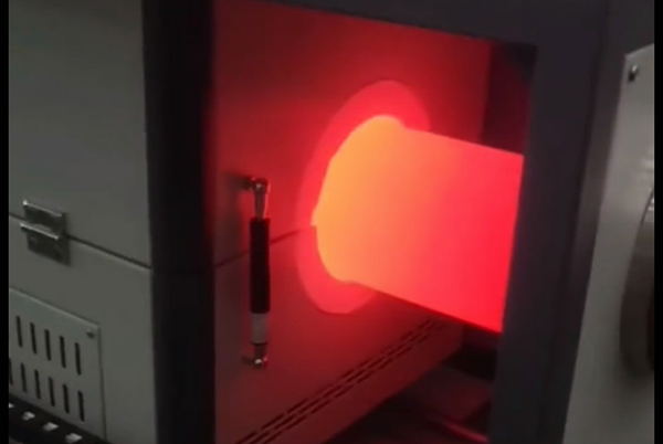 棒材大香蕉手机在线视频加热设备调质处理钢丝的使用性能