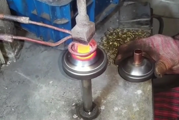 小型高频久久大香蕉久久大香蕉手机在线视频加热快速热处理时的淬火冷却(图1)