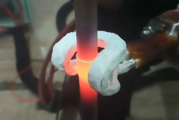 高频大香蕉手机在线视频淬火机-可以使金属材料快速加热