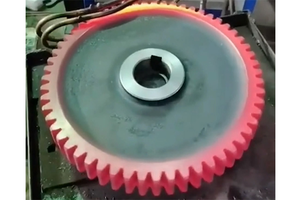 大齿轮淬火用超音频加热久久大香蕉久久