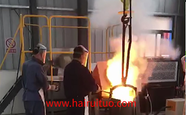 铝锭熔炼炉广泛应用于黑、有色金属的熔炼(图4)